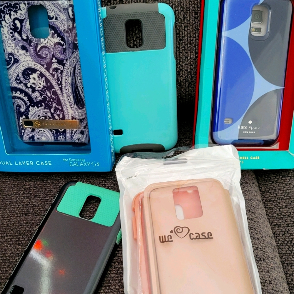 LOT OF SAMSUNG S5 CASES